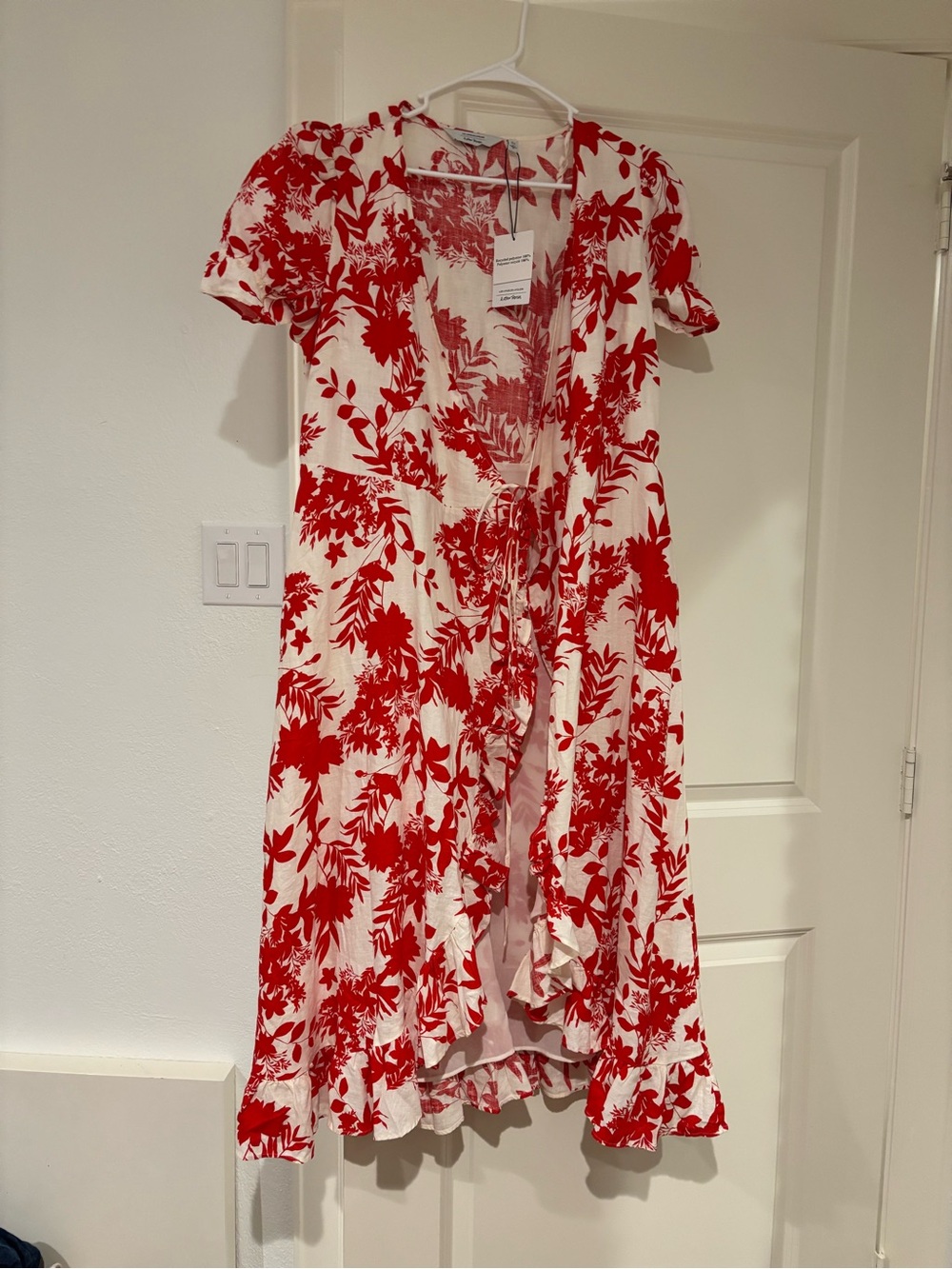 NWT & Other Stories Red and White Floral Spring Wrap Dress